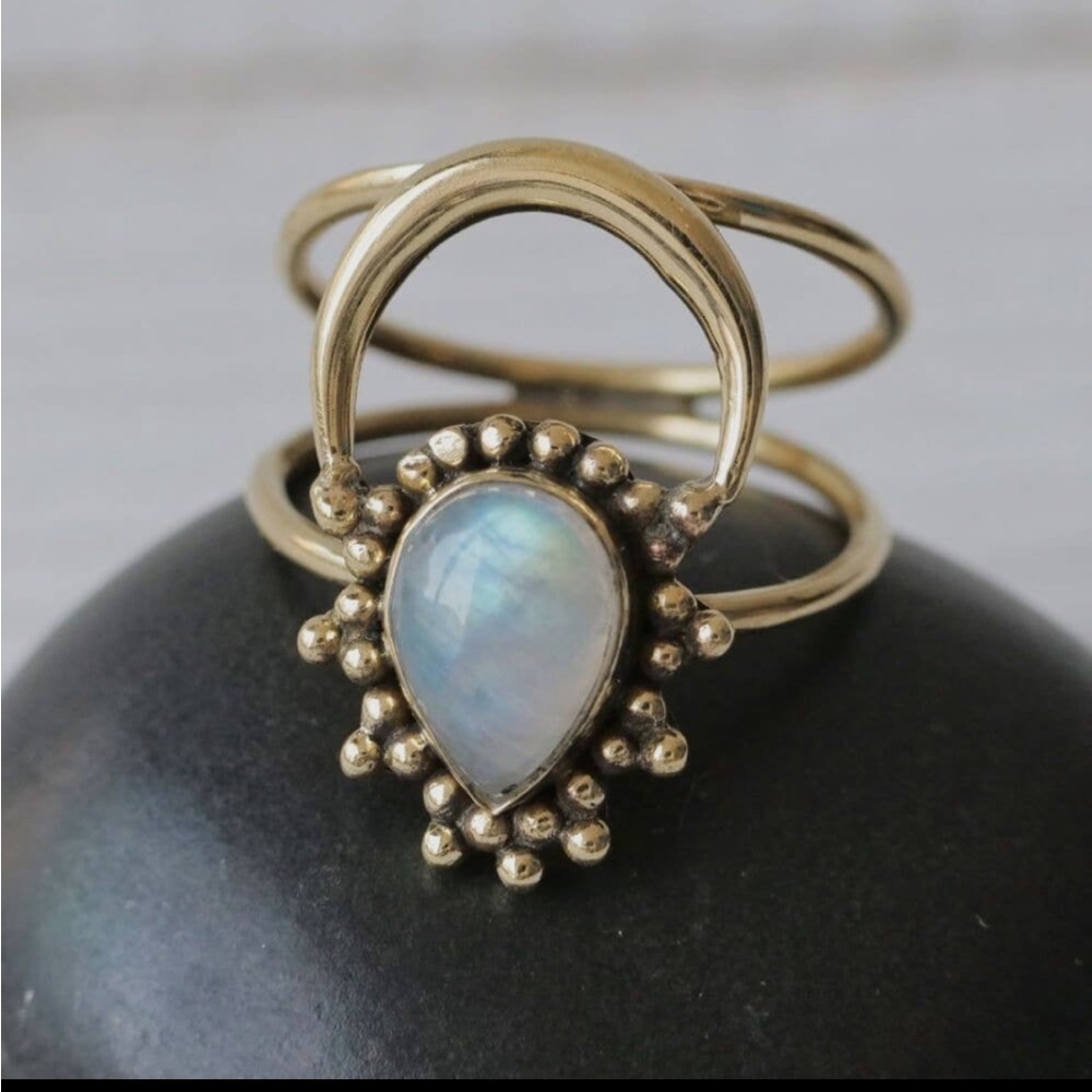 MOONSTONE AURA TEARDROP RING ❤️STUNNING❤️